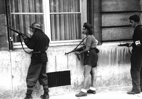 1944.- pripadnici Francuskog pokreta otpora u borbi