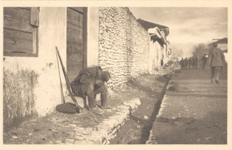 Српски војник у егзилу, 1915.