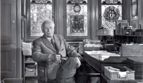 Carl-Jung-in-his-study-room
